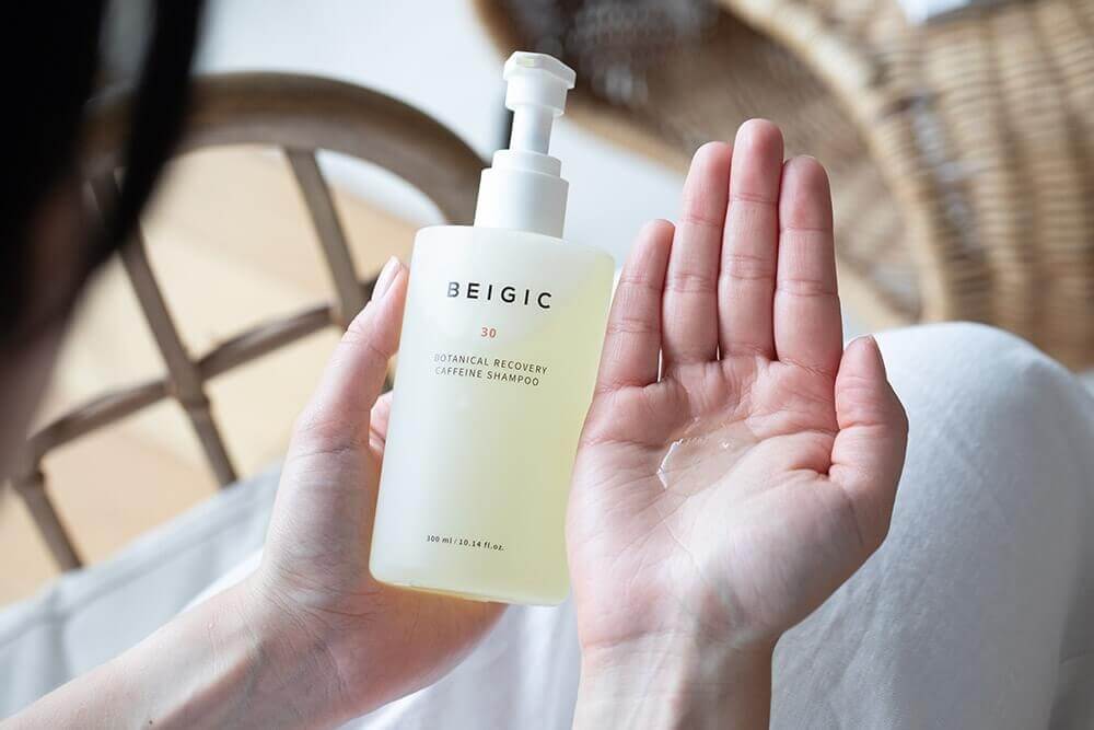 Beigic Volumizing Shampooing Scrub Myjący i dodający objętości peeling do skóry głowy 200 g