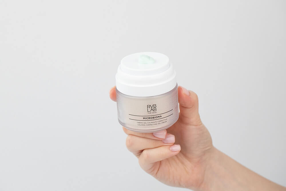 RVB LAB Make Up Calming Correcting Gel - Cream Krem-żel o działaniu równoważącym, redukujący zaczerwienienia 50 ml