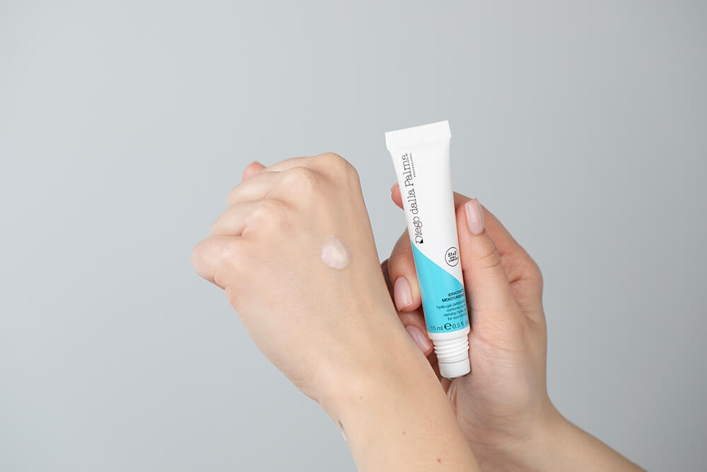 Diego dalla Palma Reviving Hyalu Gel For Eye Contour Odżywczy żel hialuronowy na okolicę oczu 15 ml