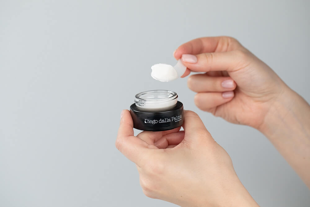 Diego dalla Palma Smoothing Eye And Lip Contour Cream Wygładzający krem na okolice oczu i ust 15 ml