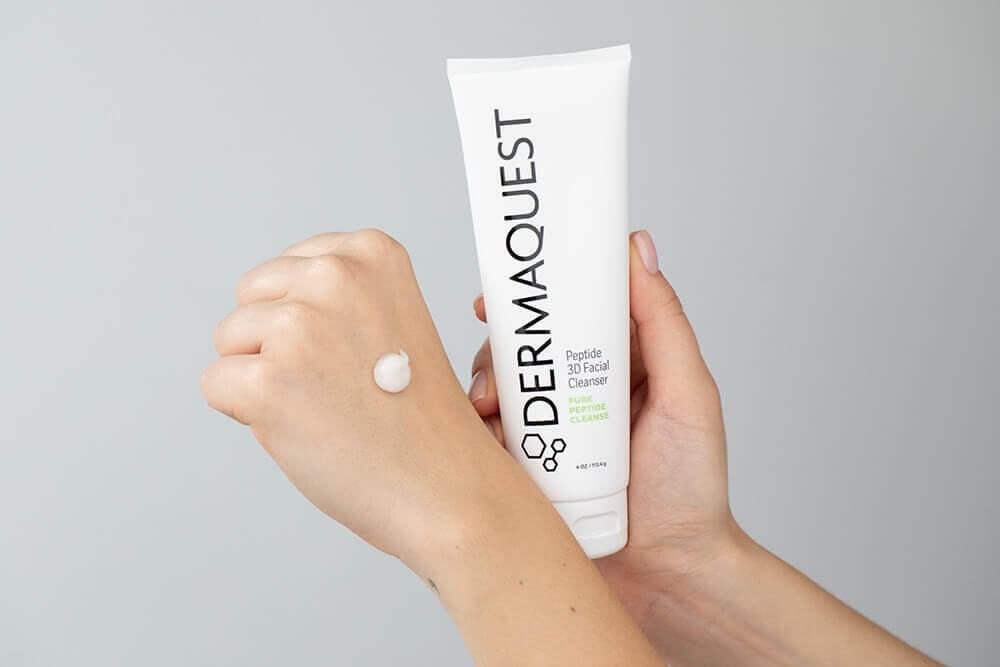 Dermaquest Peptide 3D Facial Cleanser Napinający żel oczyszczający do twarzy 113,4 ml