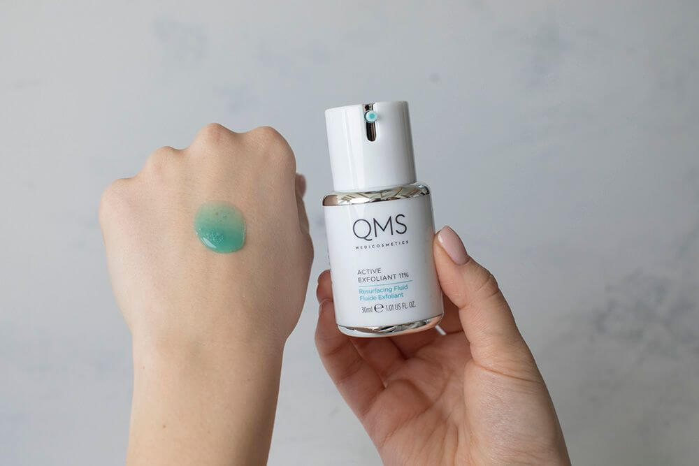 QMS 10% AHA Active Exfoliant Resurfacing Liquid Peeling kwasowy z 10% AHA i probiotykami 30 ml