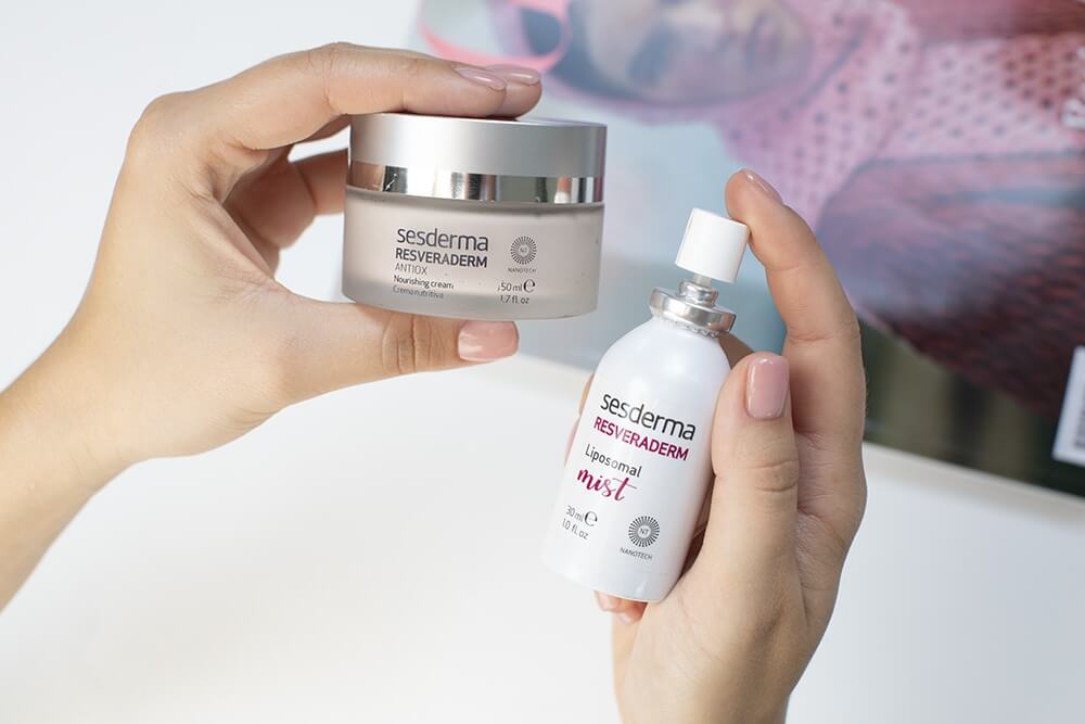 Sesderma Resveraderm Liposomal Mist Mgiełka antyoksydacyjna 30 mlSesderma Resveraderm Facial Cream Krem przeciwstarzeniowy 50 mlSesderma Resveraderm Facial Cream + Resveraderm Liposomal Mist ZESTAW Krem przeciwstarzeniowy 50 ml + Mgiełka antyoksydacyjna 30 ml
