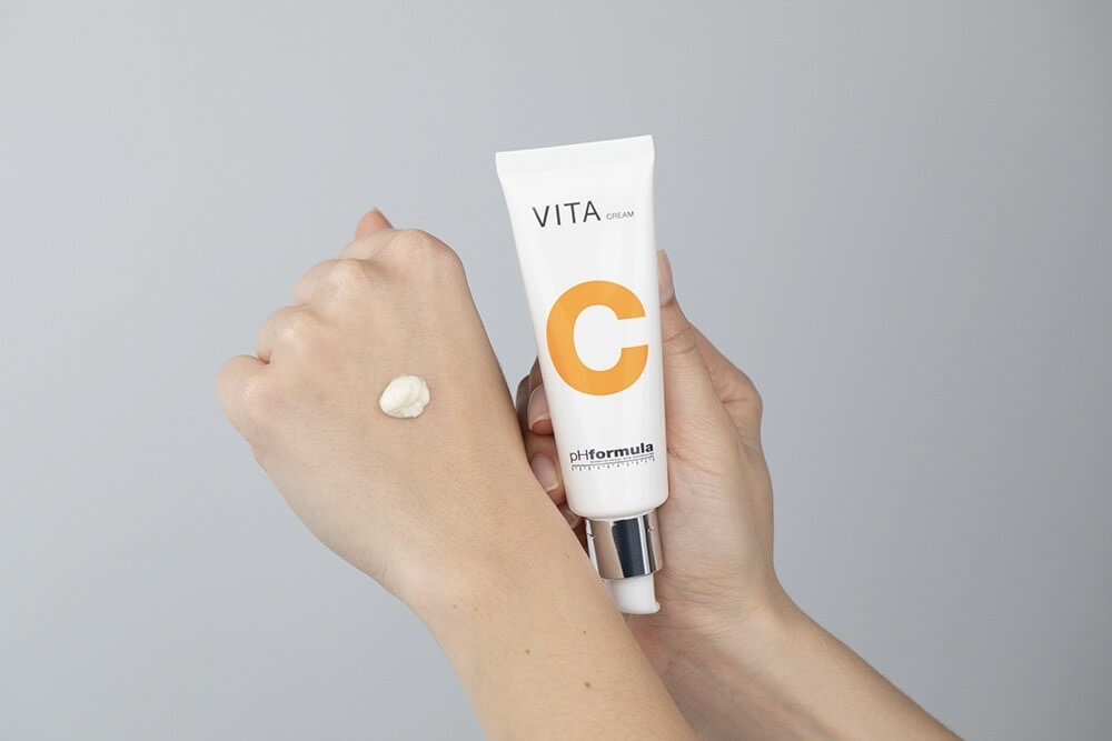 pHformula VITA C Cream 24-godzinny krem nawilżający, o silnym działaniu antyoksydacyjnym z witaminą C 50 ml