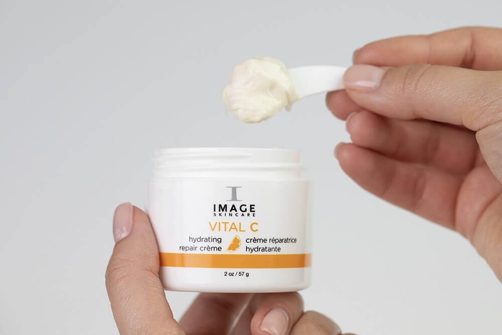 Image Skincare Vital C Hydrating Repair Creme Silnie odżywczy i wygładzający zmarszczki krem z 20% wit. A,C i E 56,7 g