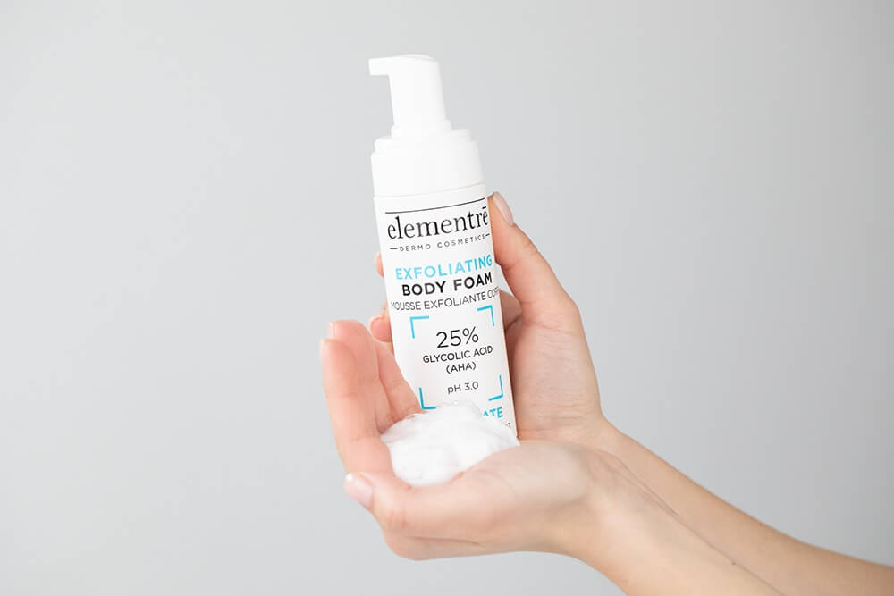 Elementre Exfoliating Body Foam Oczyszczająca pianka do ciała 120 ml