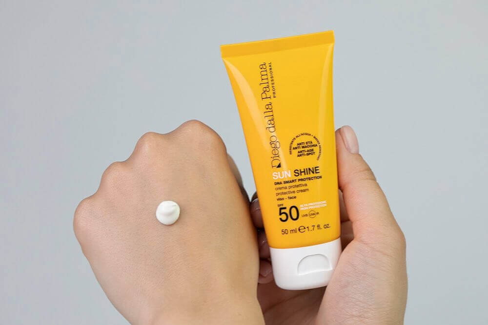 Diego dalla Palma Protective Face Cream Anti Age SPF 50 Krem do twarzy przeciw plamom 50 ml