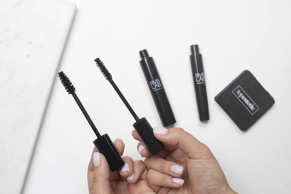 RVB LAB Make Up Extra Volume Mascara 11 Tusz extra pogrubiający 14 mlRVB LAB Make Up False Eyelashes Mascara 21 Tusz z efektem sztucznych rzęs 9 ml