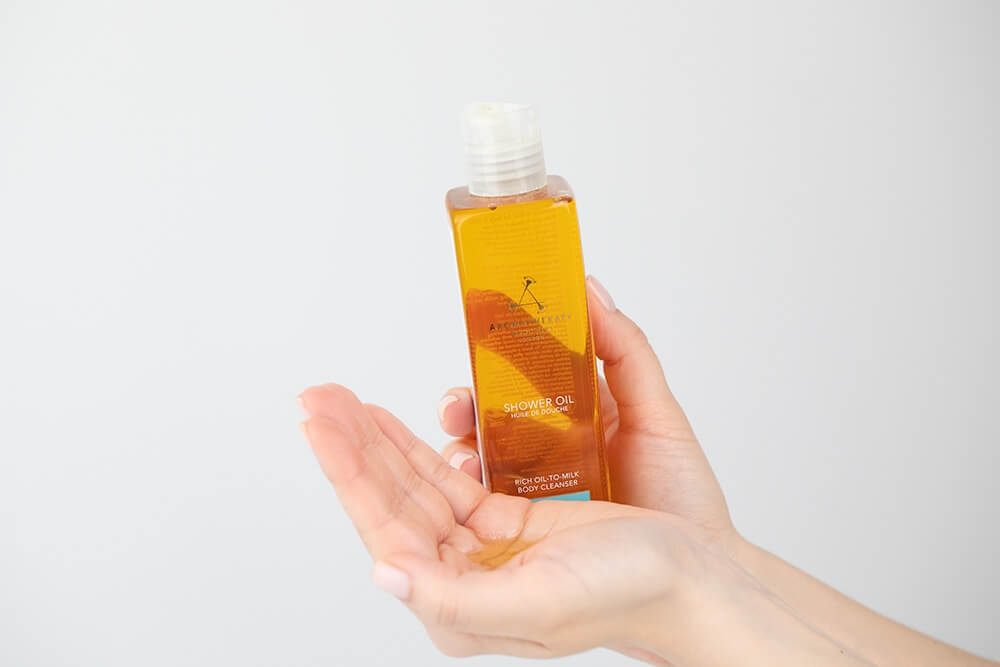 Aromatherapy Associates Revive Shower Oil Pobudzający olejek pod prysznic 250 ml