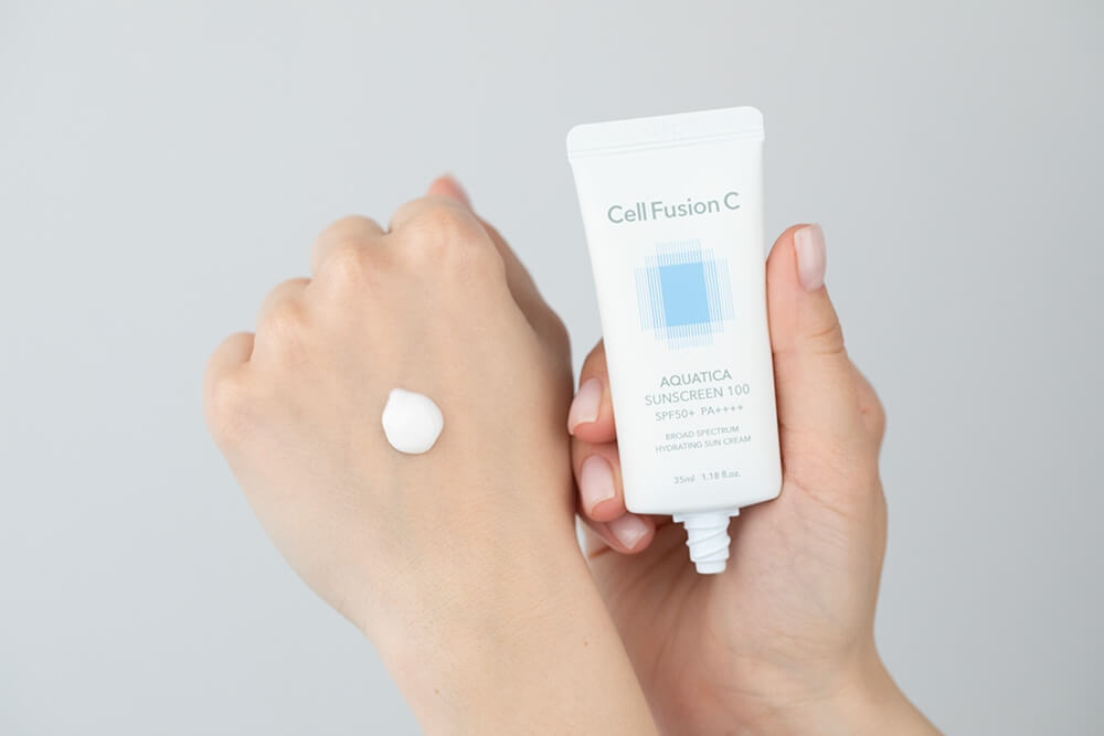 Cell Fusion C Aquatica Sunscreen 100 SPF 50+ / PA ++++ ZESTAW Wyciszający i nawilżający krem z fotoprotekcją 2 x 35 ml