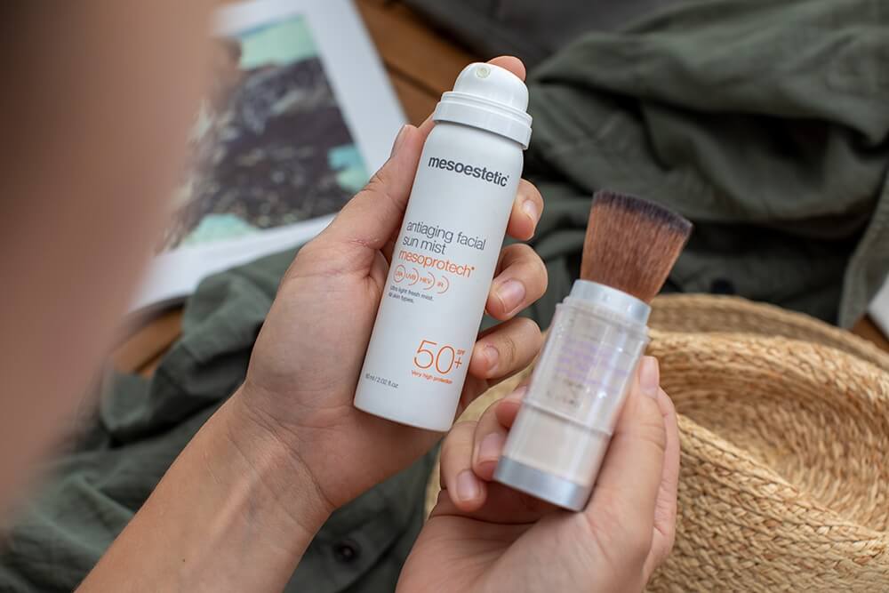 Mesoestetic Mesoprotech Antiaging Facial Sun Mist SPF 50+ Mgiełka do twarzy 50 mlDermaquest On-the-Go Finishing Powder SPF 30 Peptydowo-mineralny puder matujący SPF 30 6,7 g