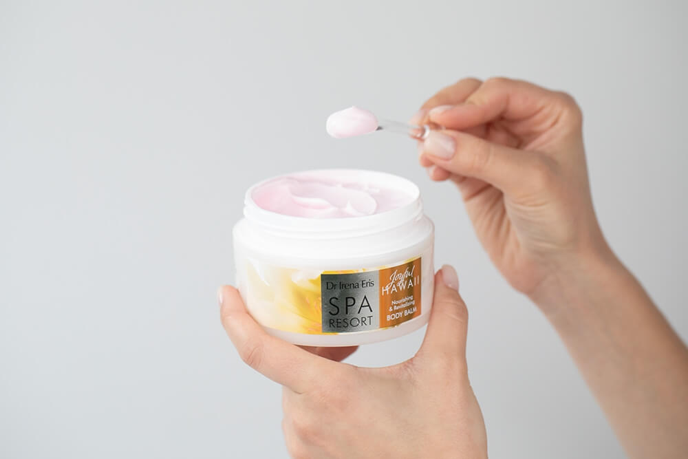 Dr Irena Eris Joyful Hawaii Body Balm Odżywczo-rewitalizujący balsam do ciała 200 ml