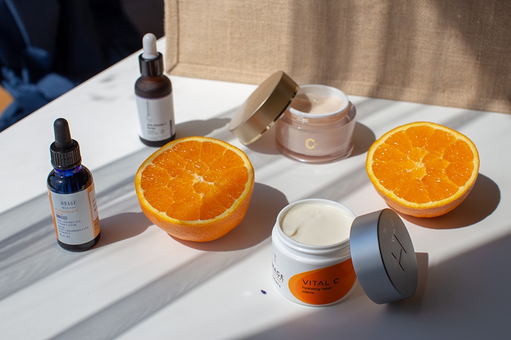 Obagi Professional - C Serum 15% Serum w formie kwasu L-askorbinowego 30 mlImage Skincare Vital C Hydrating Repair Creme Silnie odżywczy i wygładzający zmarszczki krem z 20% wit. A,C i E 56,7 gtopmedica Crema Forte Vitamina C Krem forte z witaminą C 50 mlDermomedica 20% Vitamin C Serum Serum z witaminą C 20%, Argireliną® i kwasem ferulowym 30ml