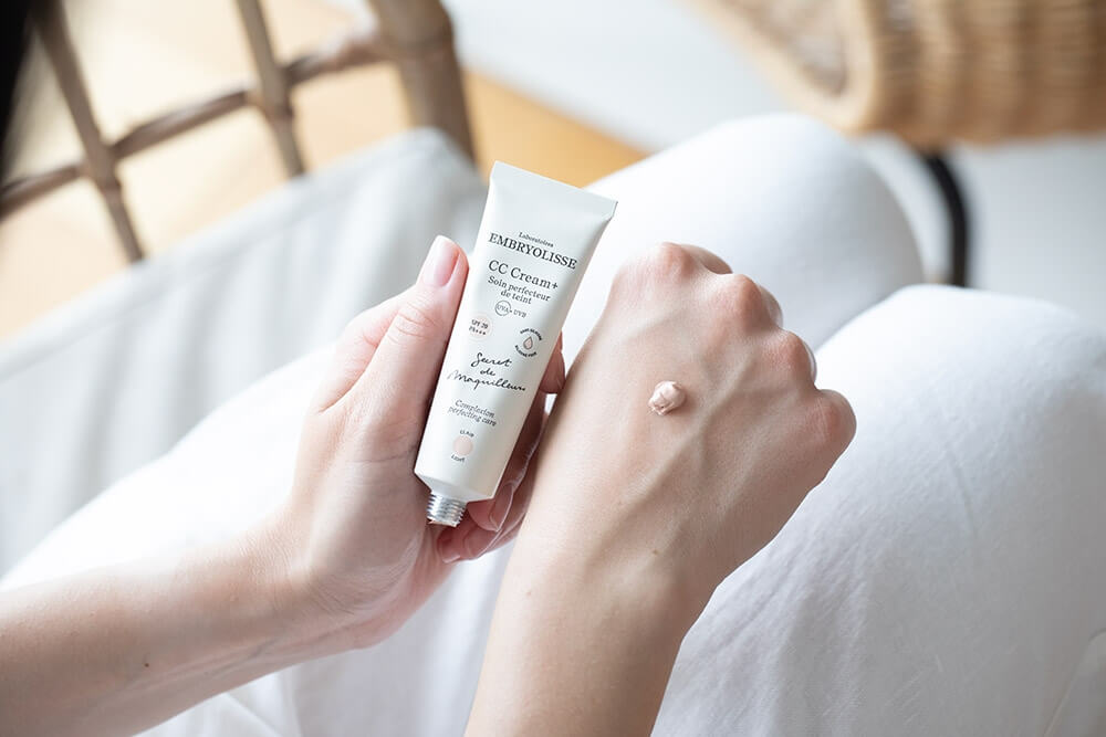 Embryolisse CC Cream + SPF 20 PA +++ Krem CC + (kolor light) 30 ml