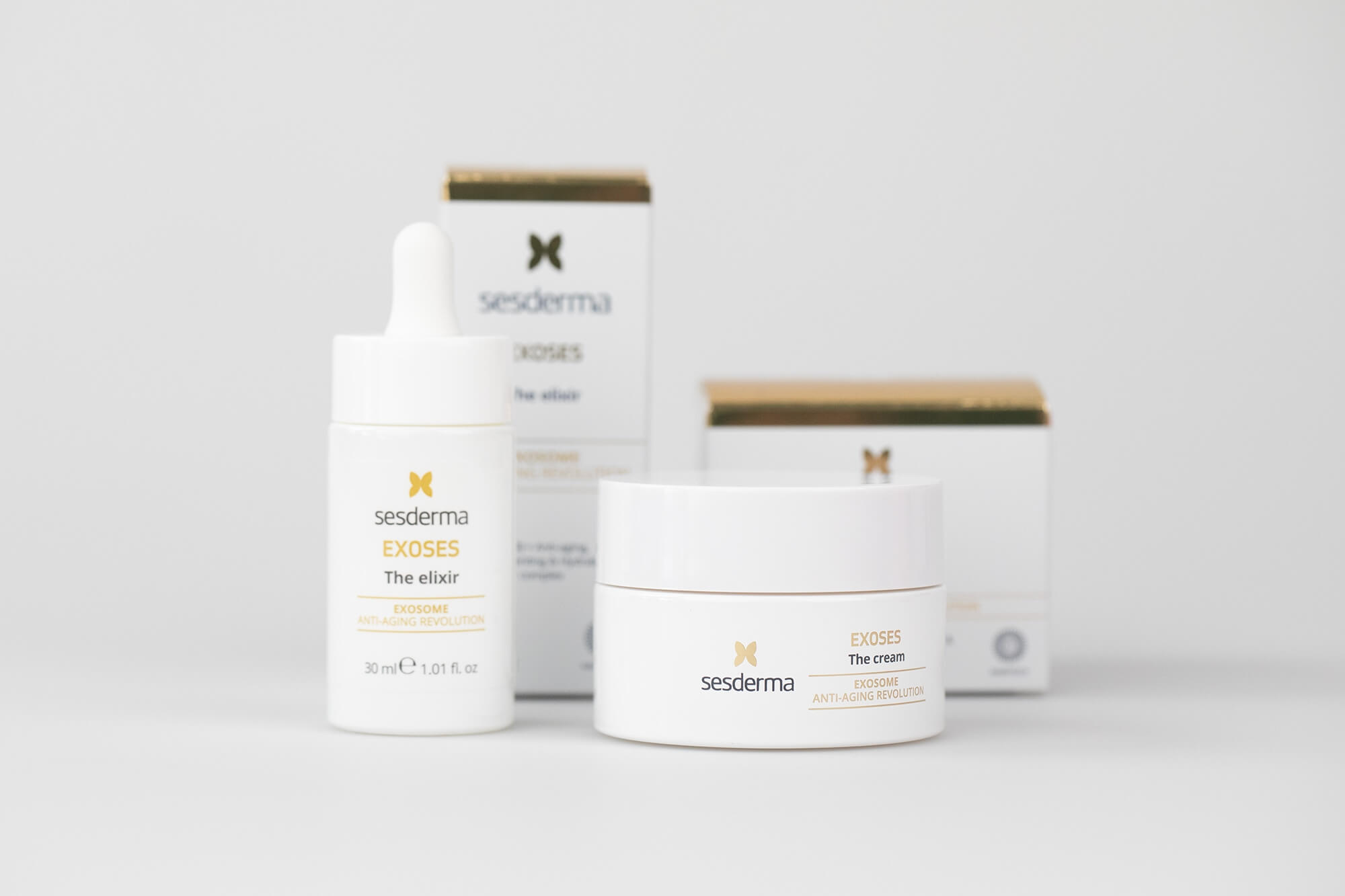 Sesderma Exoses Eliksir Serum wielozadaniowe z egzosomami, które łączy działanie przeciwstarzeniowe, nawilżające i depigmentujące 30 mlSesderma Exoses Cream Krem z egzosomami dla skóry mieszanej i suchej 50 ml