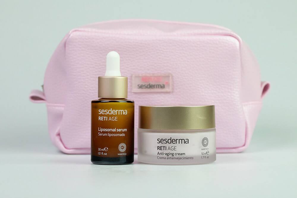 Sesderma Reti Age Cream + Reti Age Serum ZESTAW Krem przeciwzmarszczkowy 50 ml + Serum przeciwzmarszczkowe 30 ml + Kosmetyczka