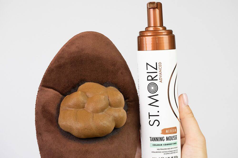 St Moriz Colour Correct Tanning Mousse Medium Samoopalająca pianka o średnim odcieniu 200 ml