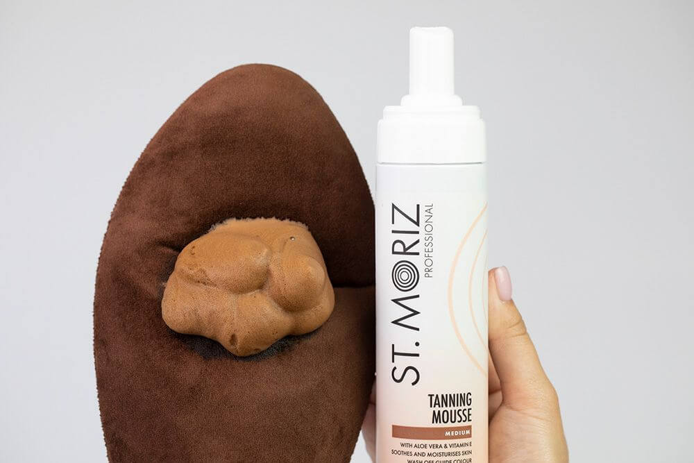 St Moriz Tanning Mousse Mus samoopalający o średnim odcieniu (Medium) 200 ml