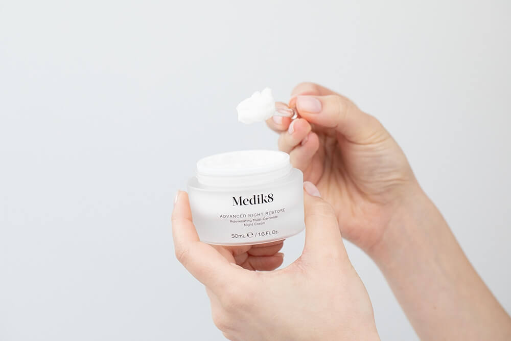 Medik8 Advanced Night Restore Odbudowujący krem naprawczy na noc 50 ml