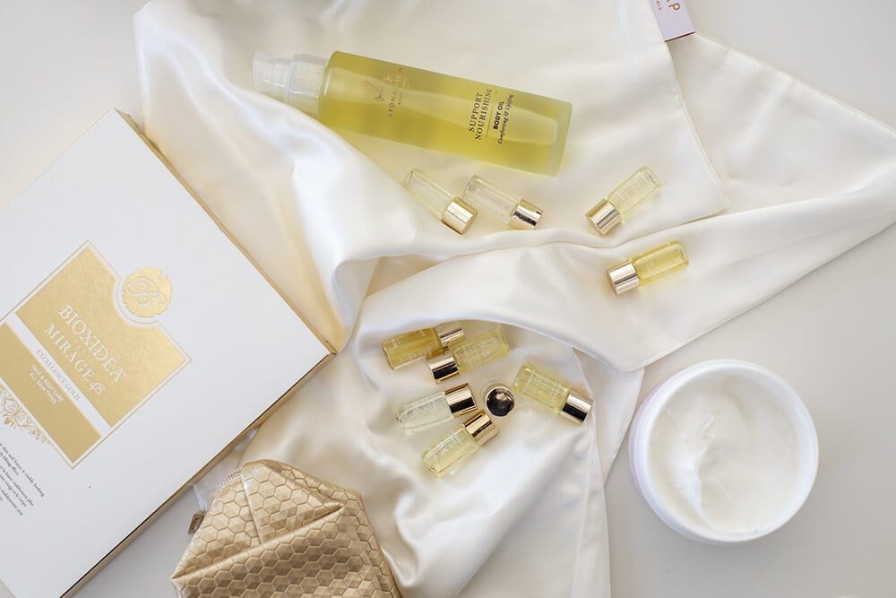 Aromatherapy Associates Support Nourishing Body Oil Odżywczy olejek do ciała 100 mlBioxidea Mirage 48 Excellence Gold ZESTAW Maska na twarz nawilżająco - przeciwstarzeniowa 3 szt.Aromatherapy Associates Discovery Bath & Shower Oils Collection ZESTAW Kolekcja 10 mini-olejków do kąpieli i pod prysznic 10 x 3 ml