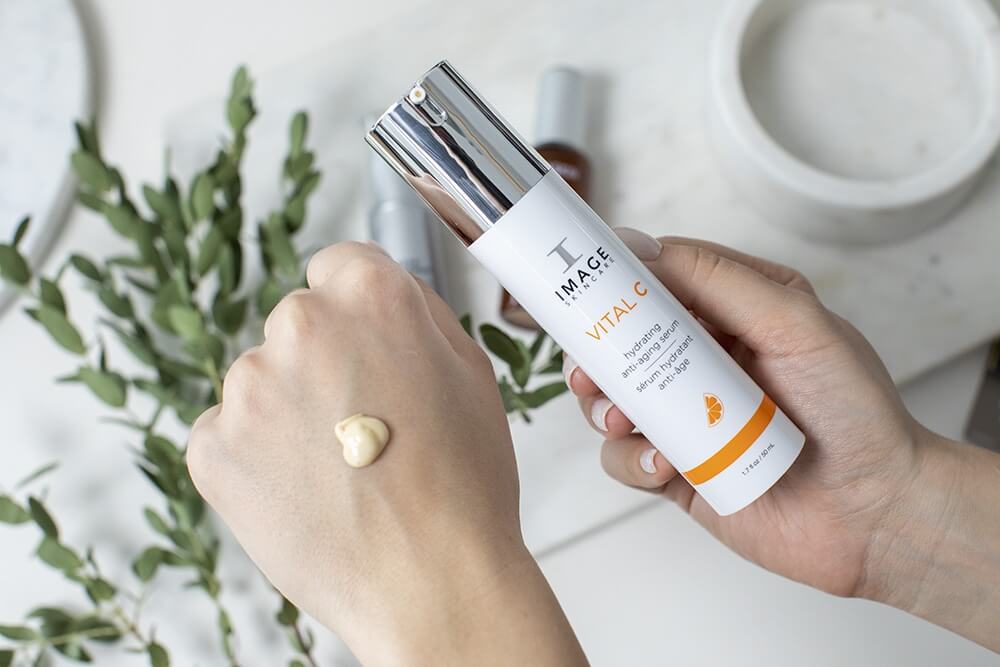 Image Skincare Vital C Hydrating Anti Aging Serum Nawilżające i wygładzające zmarszczki lekkie serum 50 ml