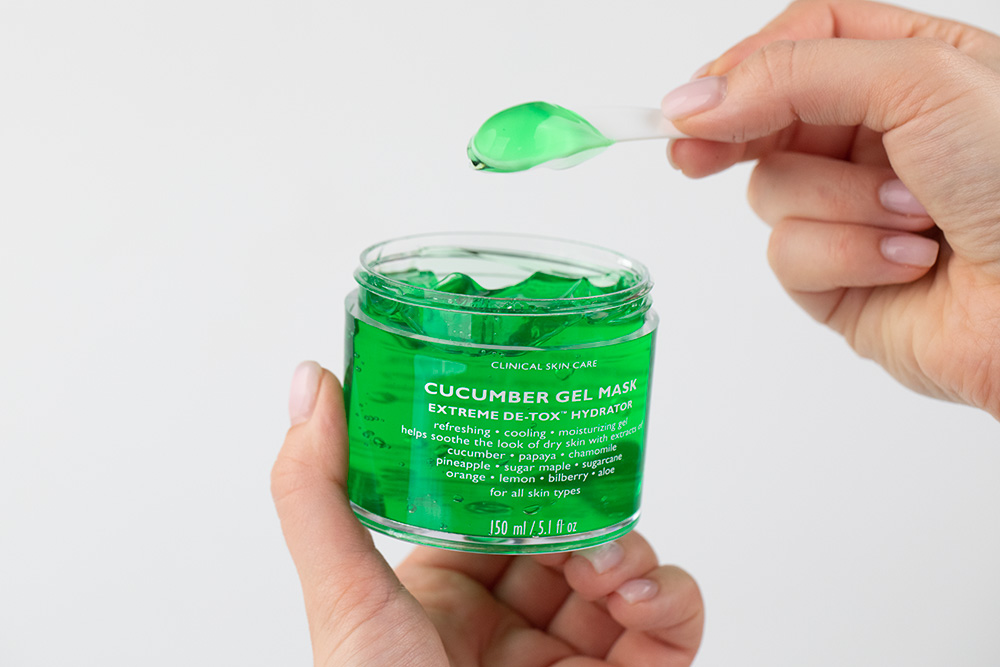 Peter Thomas Roth Cucumber Gel Mask Maseczka silnie nawilżająca z wyciągiem z ogórka 150 ml