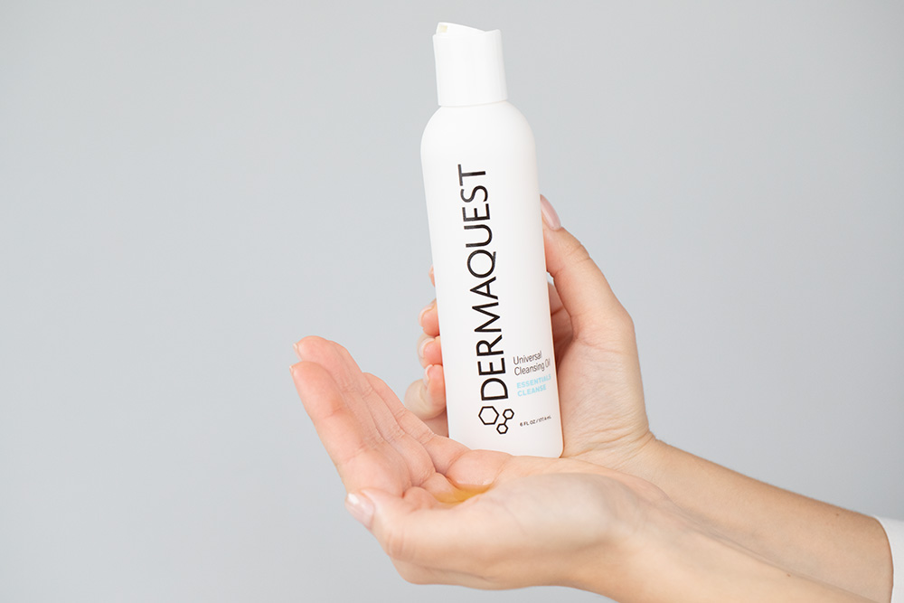 Dermaquest Universal Cleansing Oil Olejek myjący do twarzy i oczu 177,4 ml