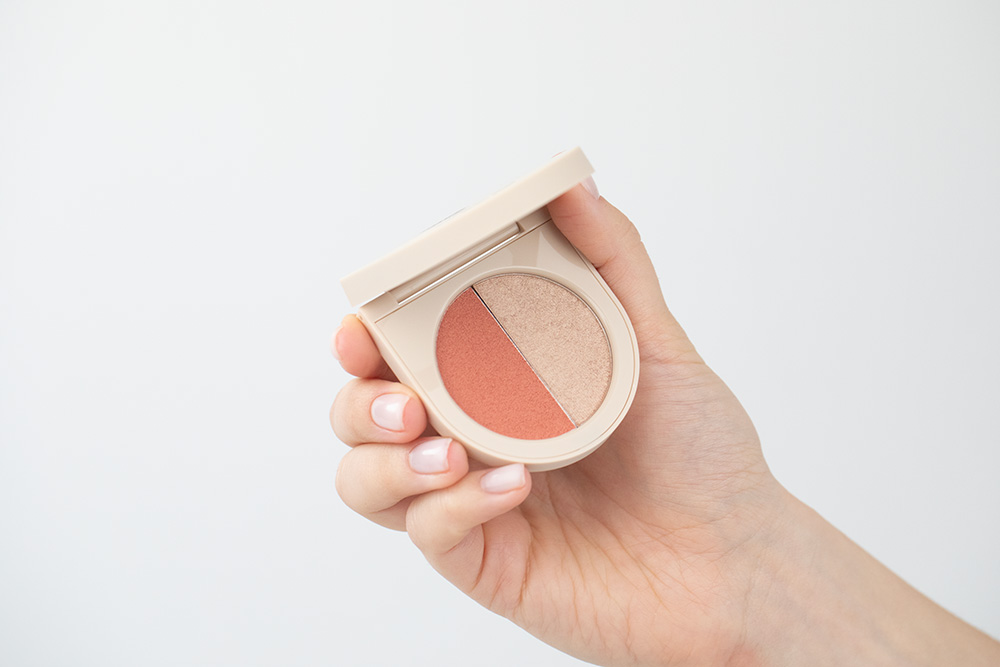 Dermomedica Silk Glow Duo Paletka do makijażu twarzy : róż + rozświetlacz 5,5 g