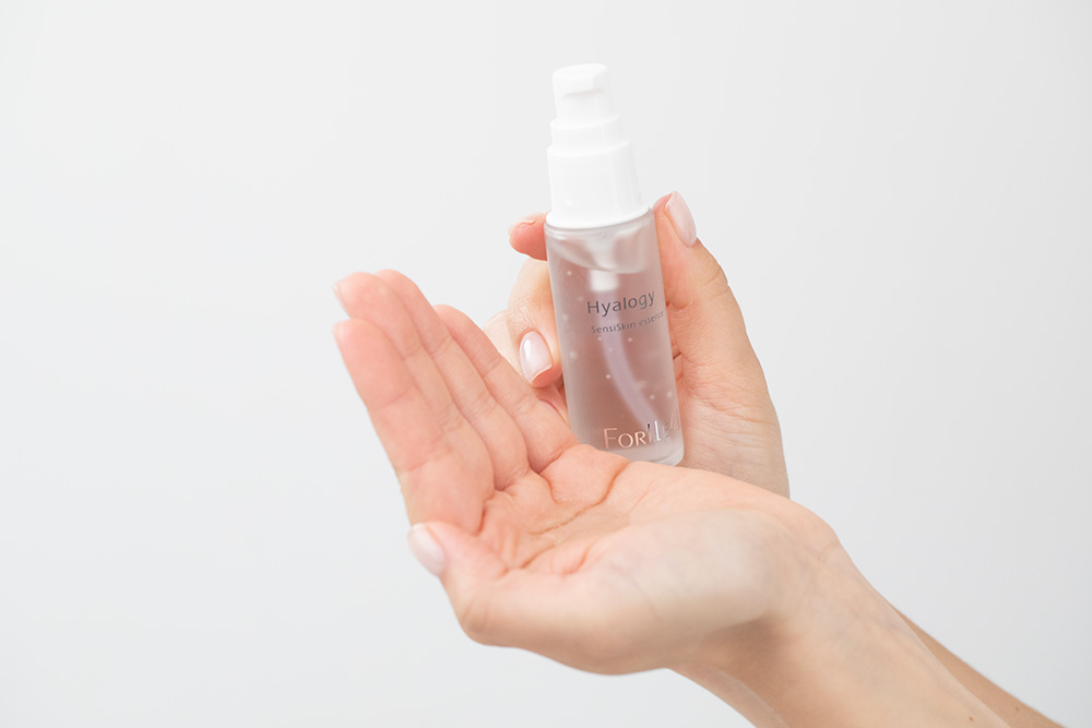 Forlled Hyalogy SensiSkin Essence Kojące serum łagodzące podrażnienia 30 ml