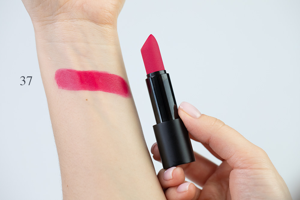 RVB LAB Make Up Matt & Velvet Lipstick Pomadka matowa - odcień Fuchsia (nr 37) 3,5 ml