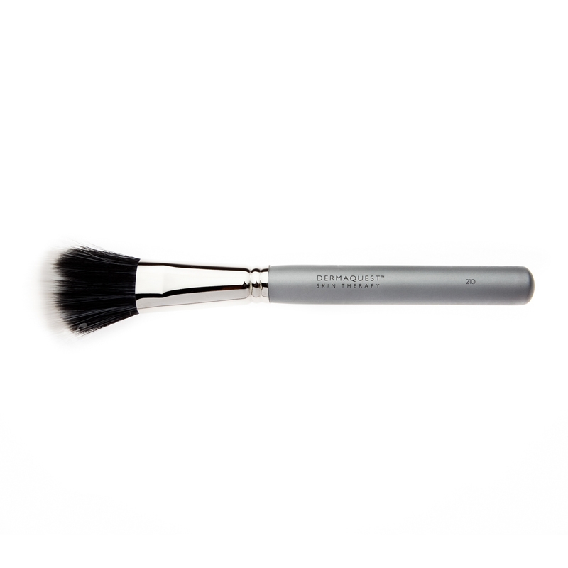Dermaquest Skin Therapy #210 Multizadaniowy pędzel do twarzy #210 1 szt.